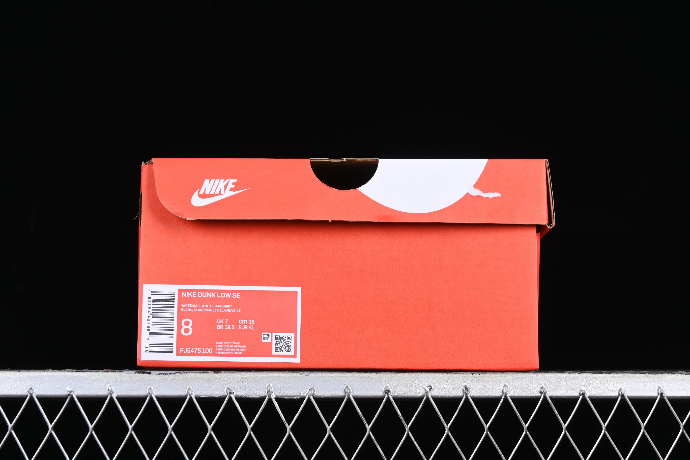 All Categories Nk SB Dunk Series Nk SB Dunk Low Low-top sneakers Cost-effective version Nk Dunk Low "If Lost Return To" Mixed stitching SB low-top sports and leisure sneakers FJ5475-100